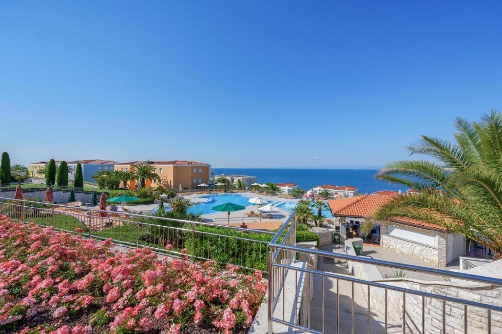 Skiper Apartments & Golf Resort Savudrija Eksteriør billede