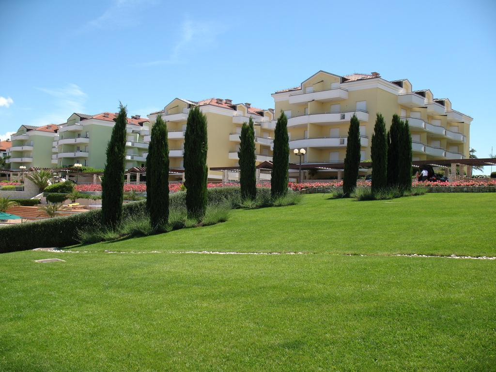 Skiper Apartments & Golf Resort Savudrija Eksteriør billede